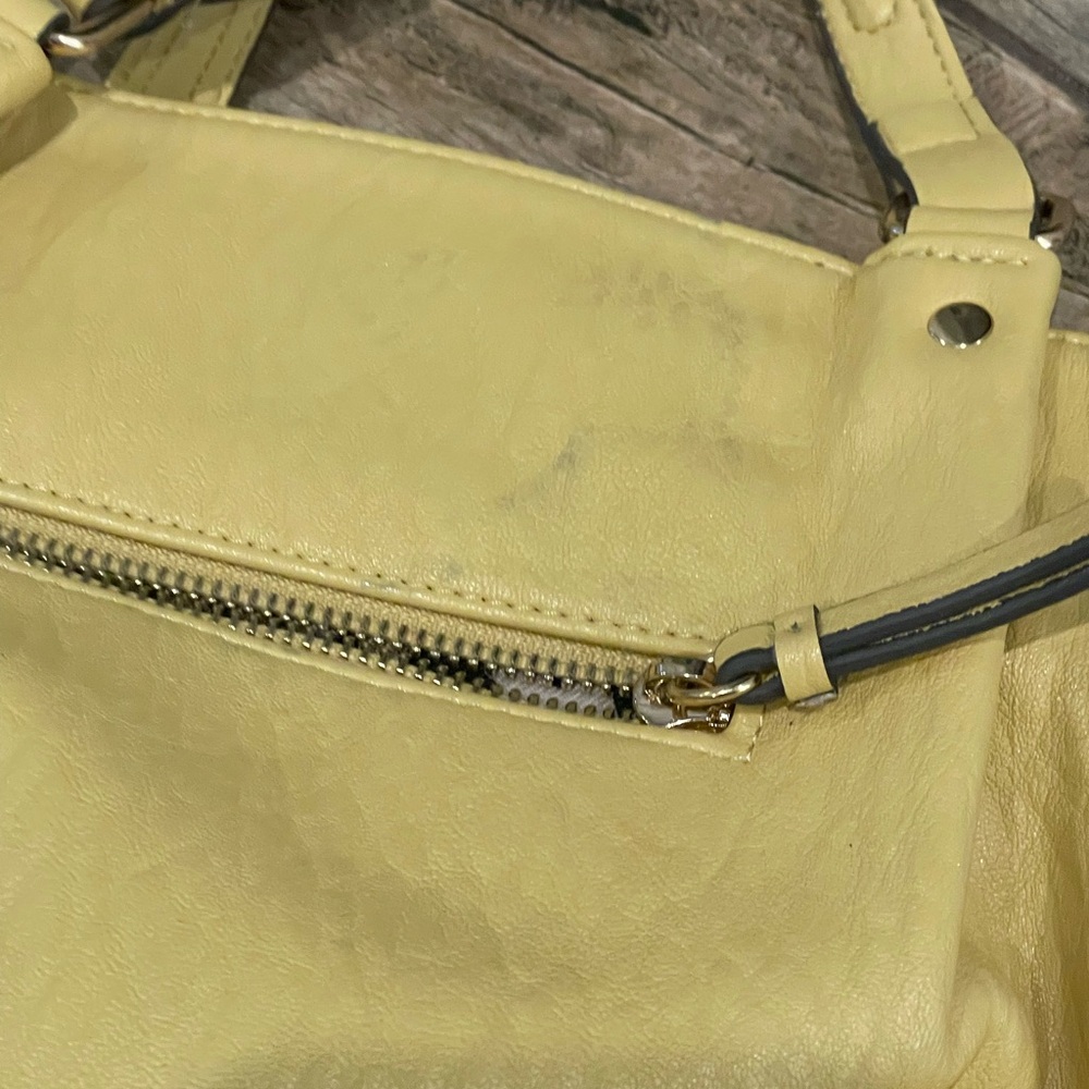 Michael Kors/coach/ Jessica Simpson purse lot! - Picture 6 of 13